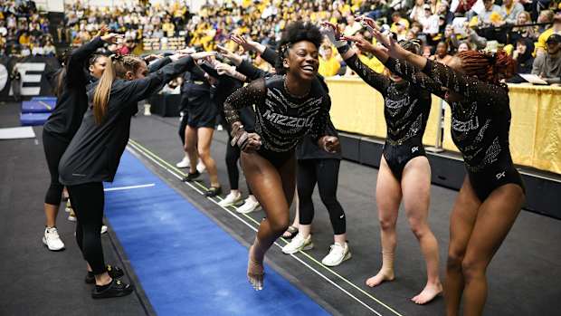 Mizzou gymnastics upsets No. 3 LSU